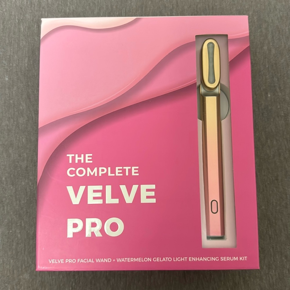 Laduora Velve Pro Anti-aging and Acne Skincare Wand